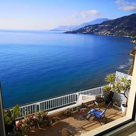 Coastal Paradise - Unrivalled Views Of Cote D'azur * 벤티밀리아
