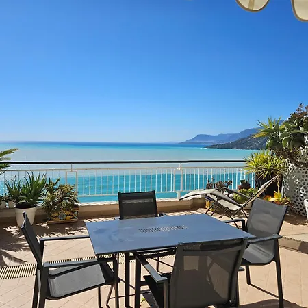 Beachfront Paradise - Panoramic Terrace, Monaco View & Private Access To Calandre Beach - French Riviera Liguria *
