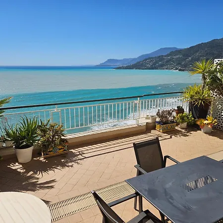 Beachfront Paradise - Panoramic Terrace, Monaco View & Private Access To Calandre Beach - French Riviera Liguria Apartman