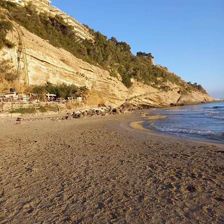 Apartman Beachfront Paradise - Panoramic Terrace, Monaco View & Private Access To Calandre Beach - French Riviera Liguria