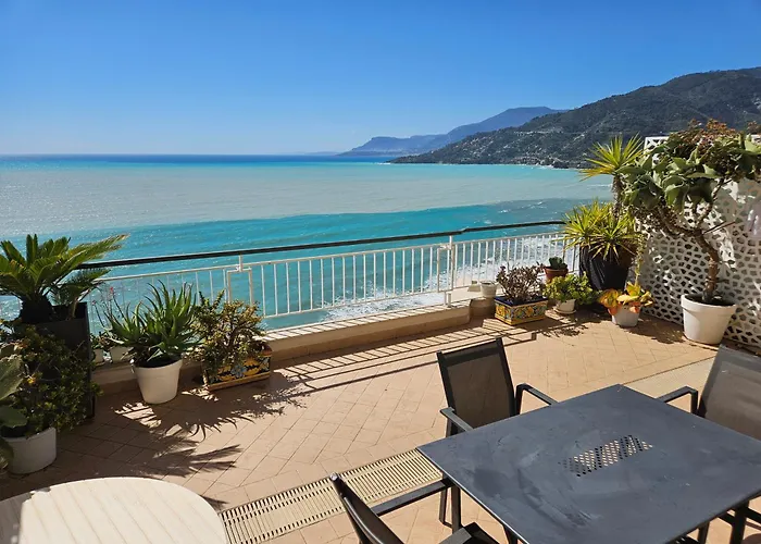 Coastal Paradise - Unrivalled Views Of Cote D'azur Lejlighed