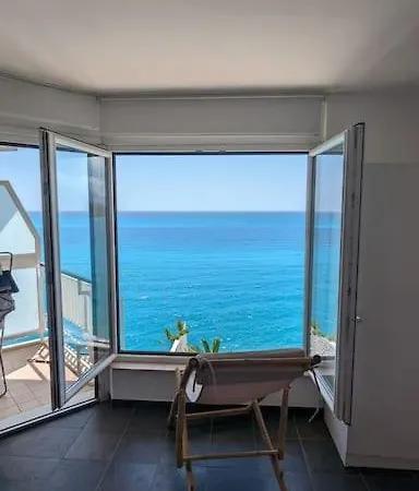 Coastal Paradise - Unrivalled Views Of Cote D'azur