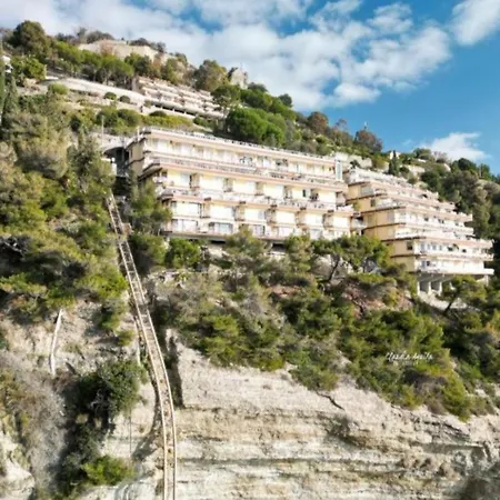 Apartamento Beachfront Paradise - Panoramic Terrace, Monaco View & Private Access To Calandre Beach - French Riviera Liguria *