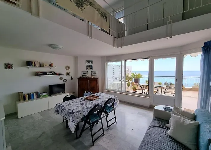 Coastal Paradise - Unrivalled Views Of Cote D'azur Apartamento Ventimiglia