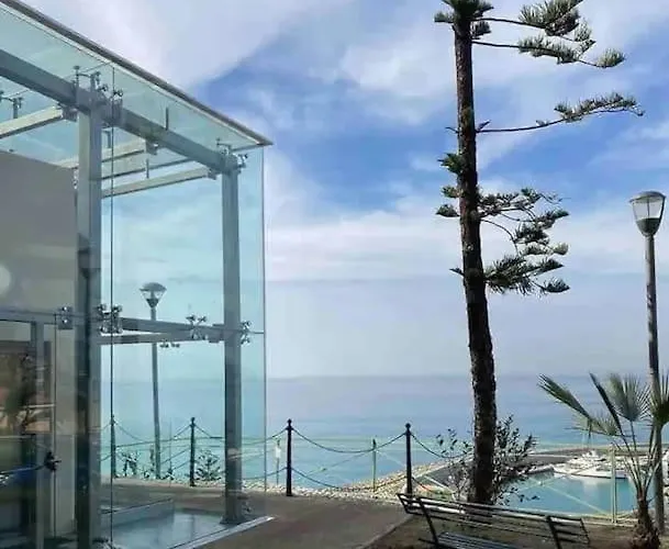 Coastal Paradise - Unrivalled Views Of Cote D'azur
