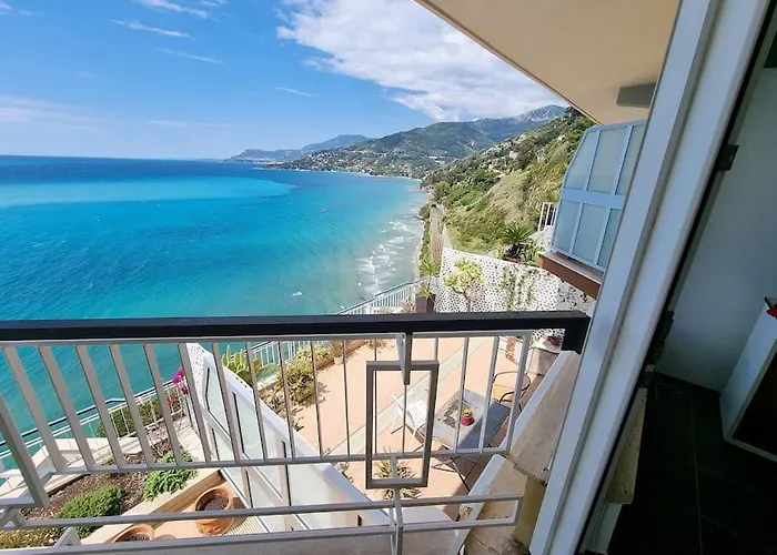 Coastal Paradise - Unrivalled Views Of Cote D'azur Apartamento Ventimiglia