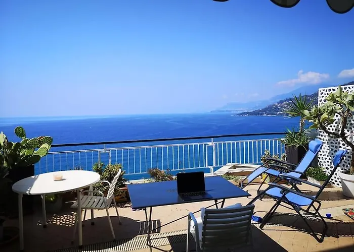 Coastal Paradise - Unrivalled Views Of Cote D'azur